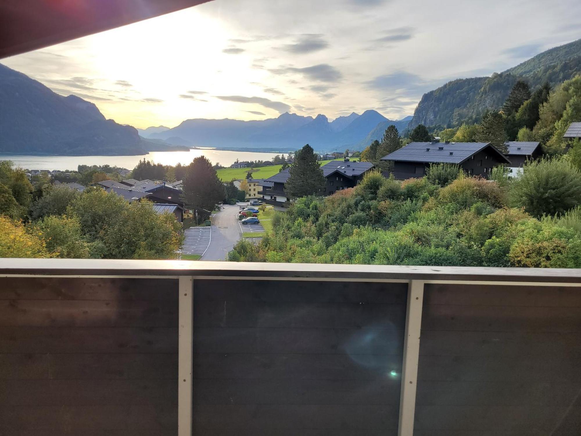 Einraum Mit Berg- Und Seeblick Apartment